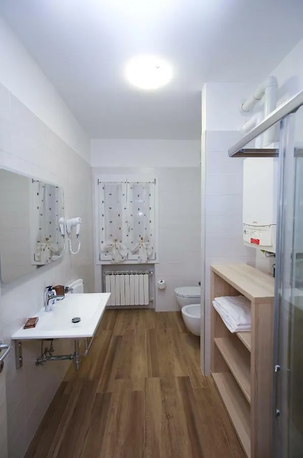 Venice Loft Marghera 0*,